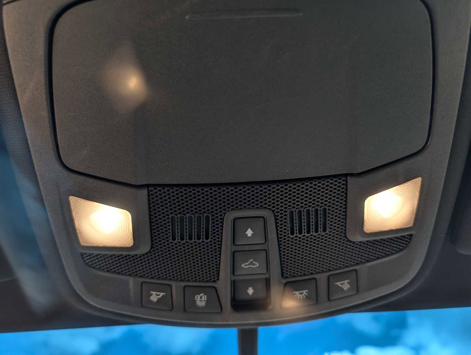 Used 2017 Lincoln MKZ Reserve image 13