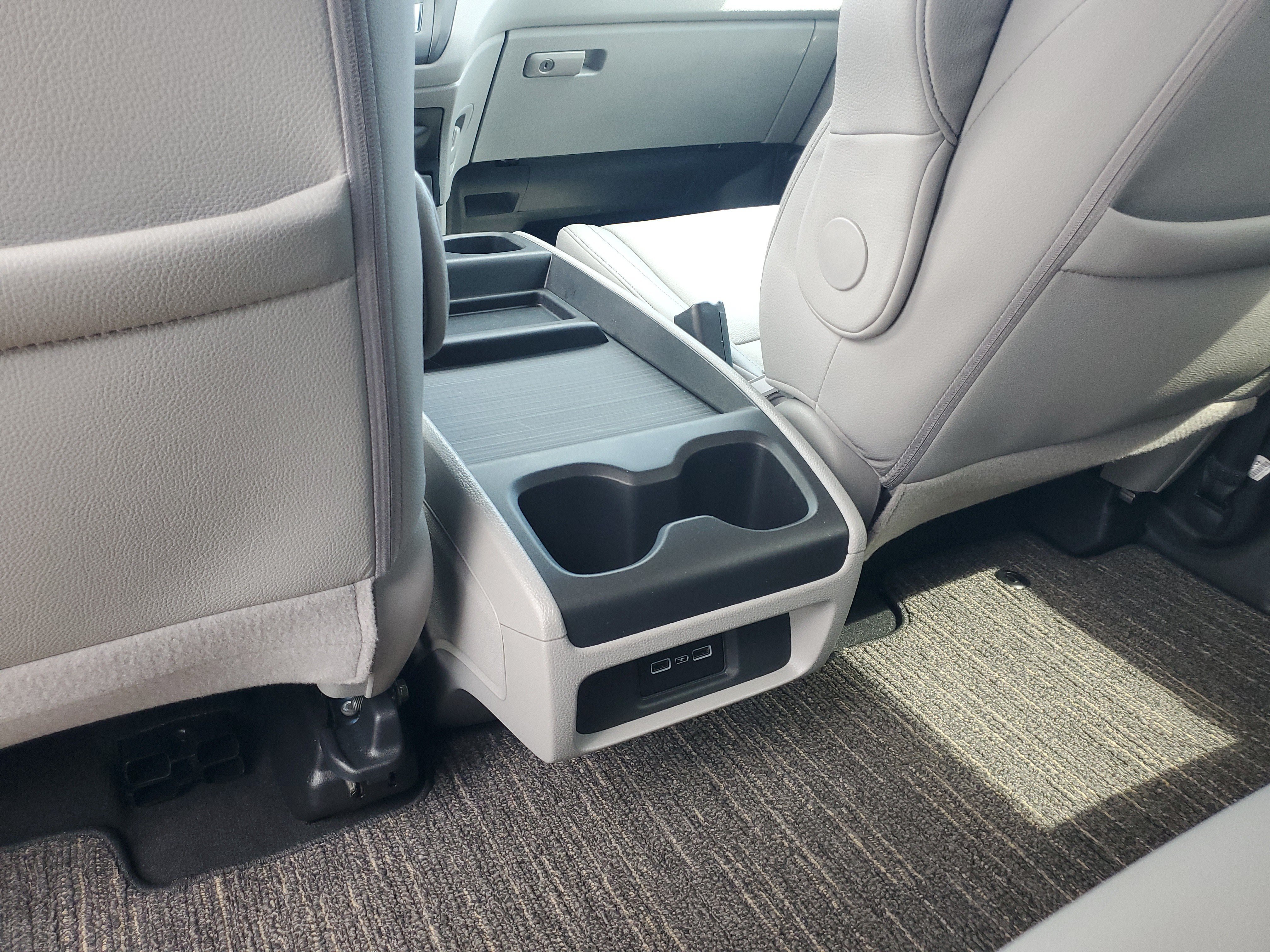 Used 2024 Honda Odyssey EX-L image 13