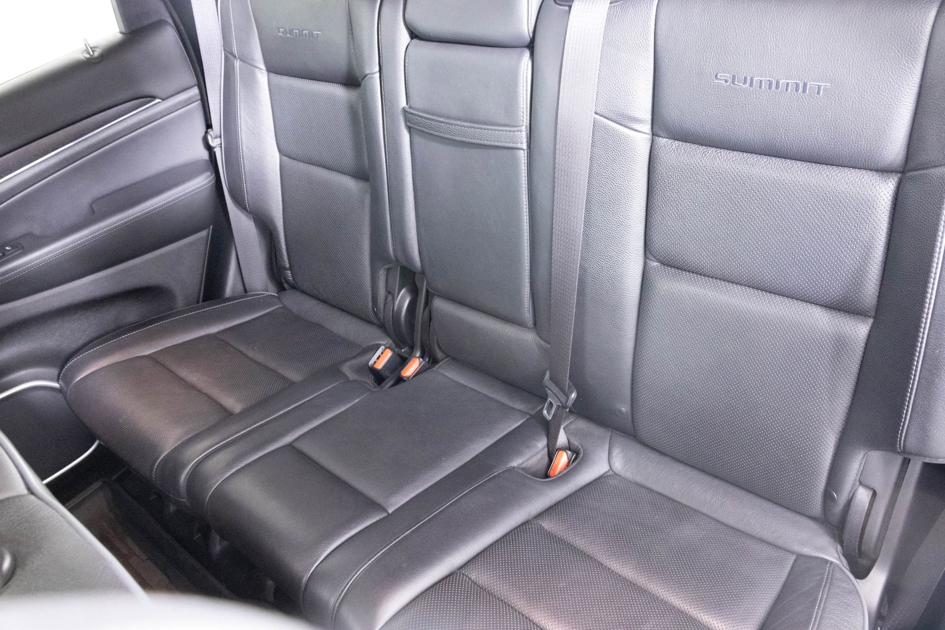 Used 2020 Jeep Grand Cherokee Summit image 31