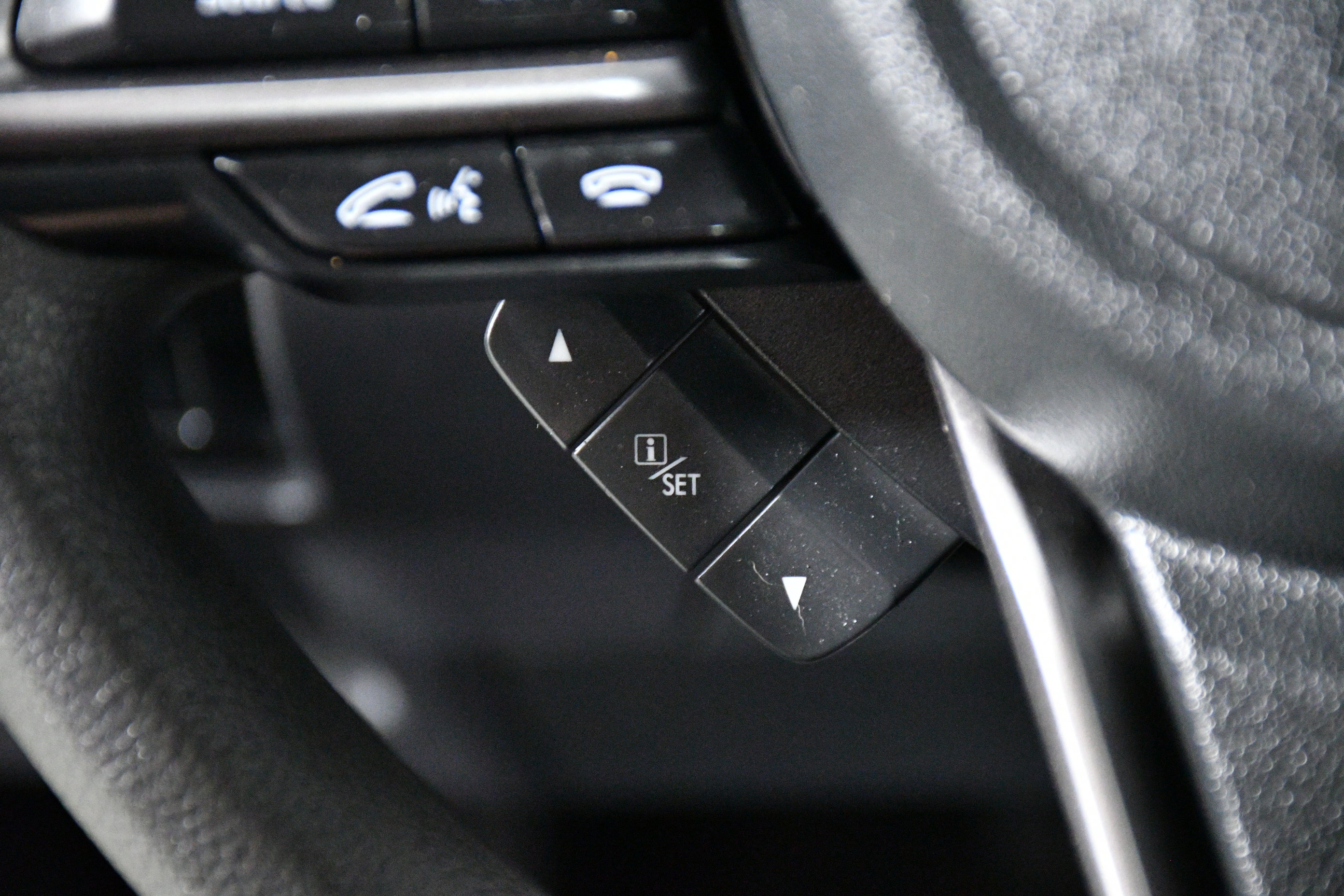 Used 2023 Subaru Impreza 2.0i image 13