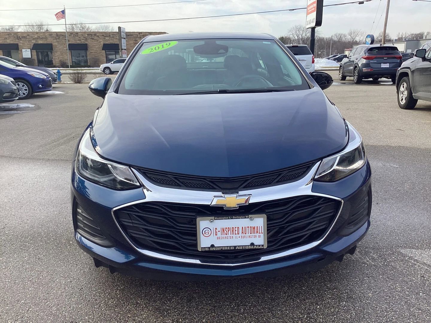 Used 2019 Chevrolet Cruze LT w/ Convenience Package image 3