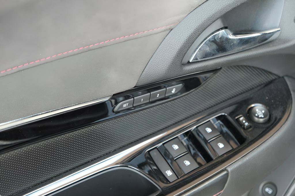 Used 2017 Chevrolet SS image 11