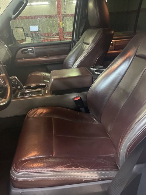Used 2016 Ford Expedition Platinum image 13