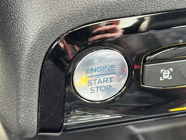 Certified 2023 Ford Escape ST-Line Elite w/ Premium Technology Package image 17