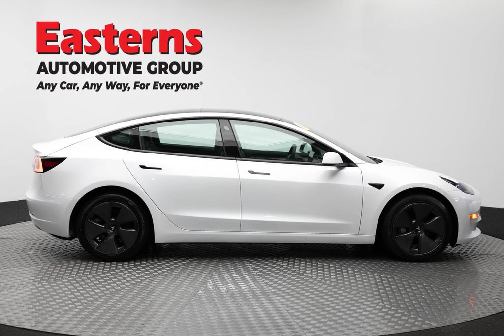 Used 2023 Tesla Model 3 Standard Range RWD image 4