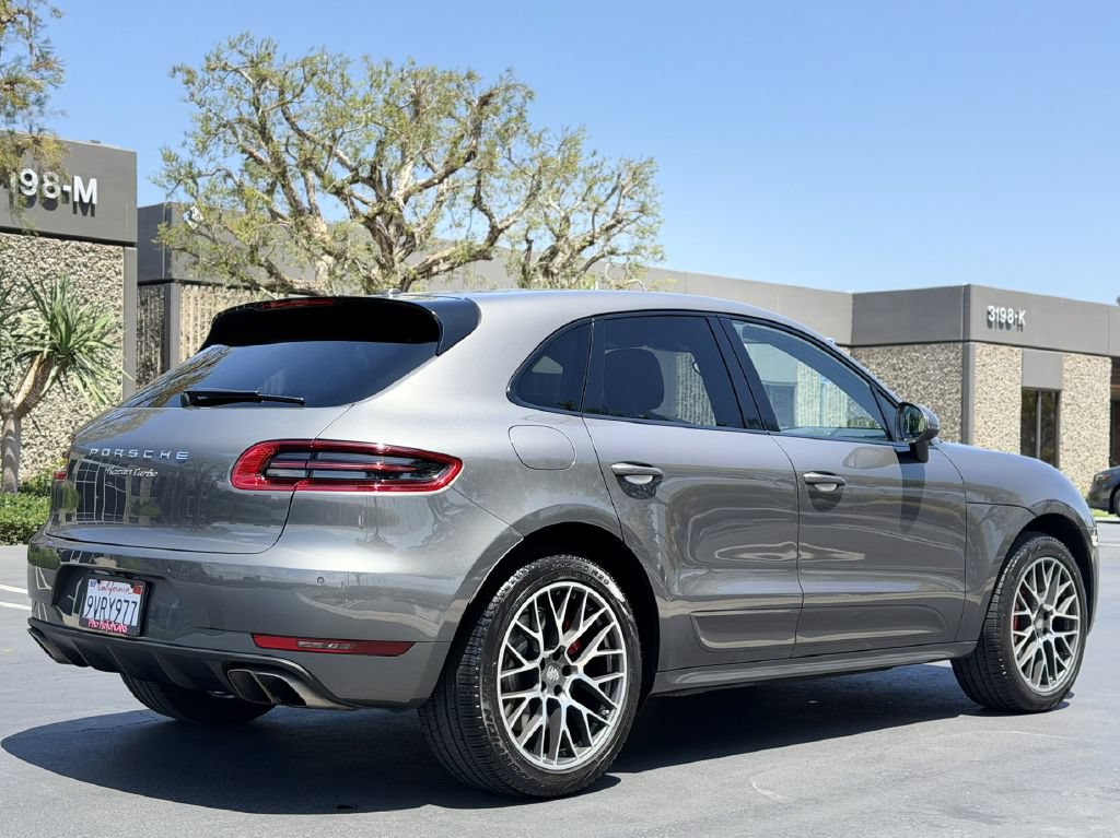 Used 2018 Porsche Macan Turbo AWD/4WD image 5