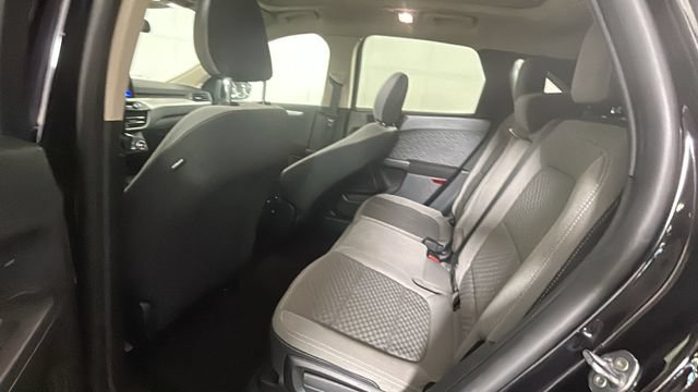Used 2020 Ford Escape SE FWD image 24