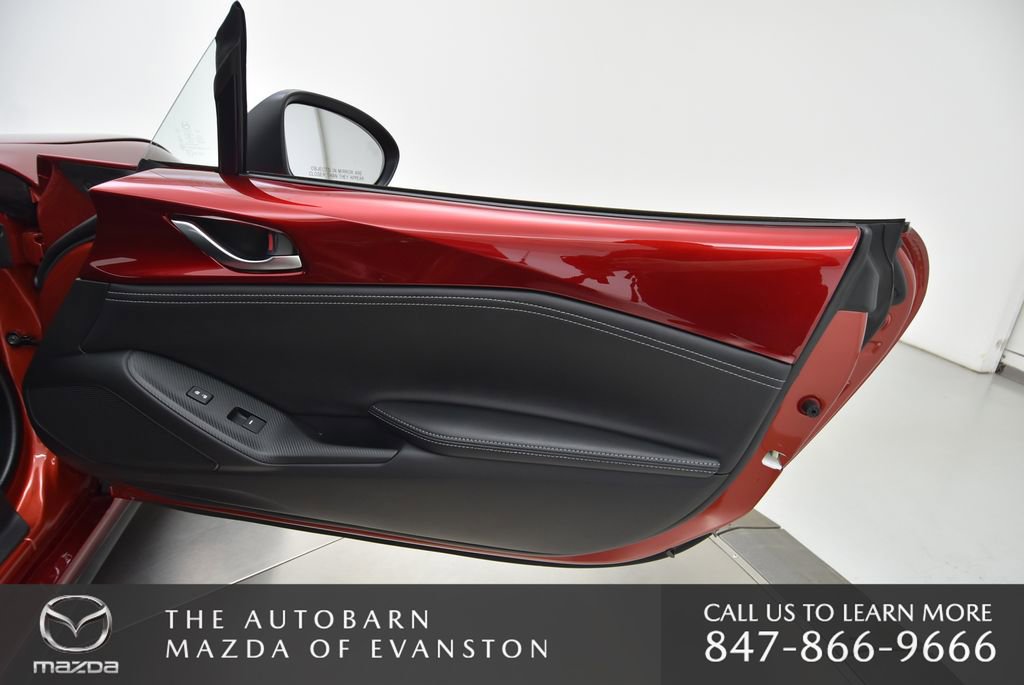 New 2026 MAZDA MX-5 Miata Club w/ Weather Package RWD image 38