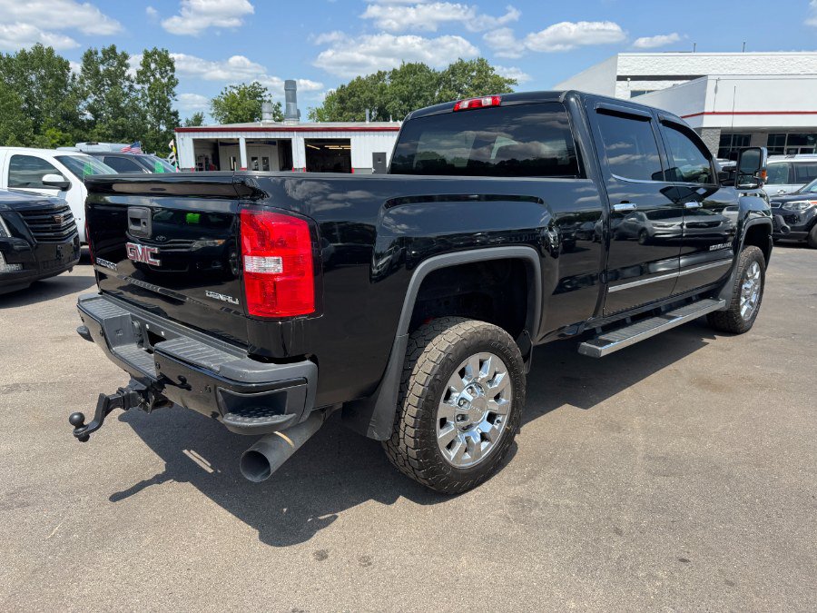 Used 2017 GMC Sierra 2500 Denali w/ Snow Plow Prep Package AWD/4WD image 5