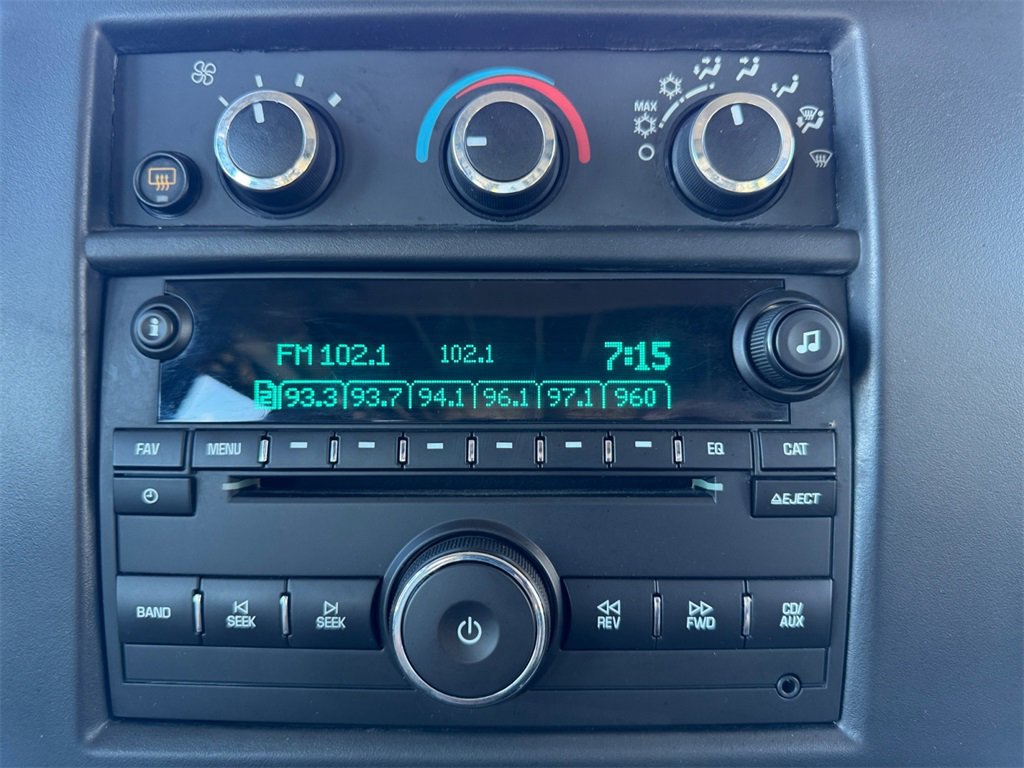 Used 2017 Chevrolet Express 2500 image 13