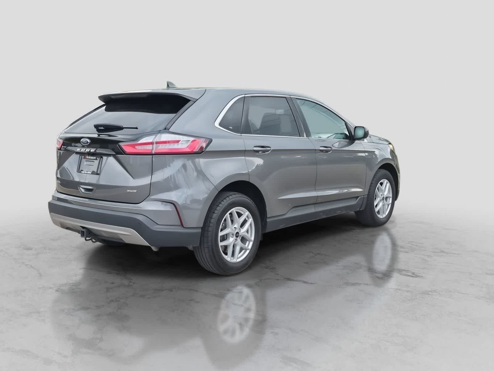 Certified 2024 Ford Edge SEL w/ Convenience Package AWD/4WD image 8