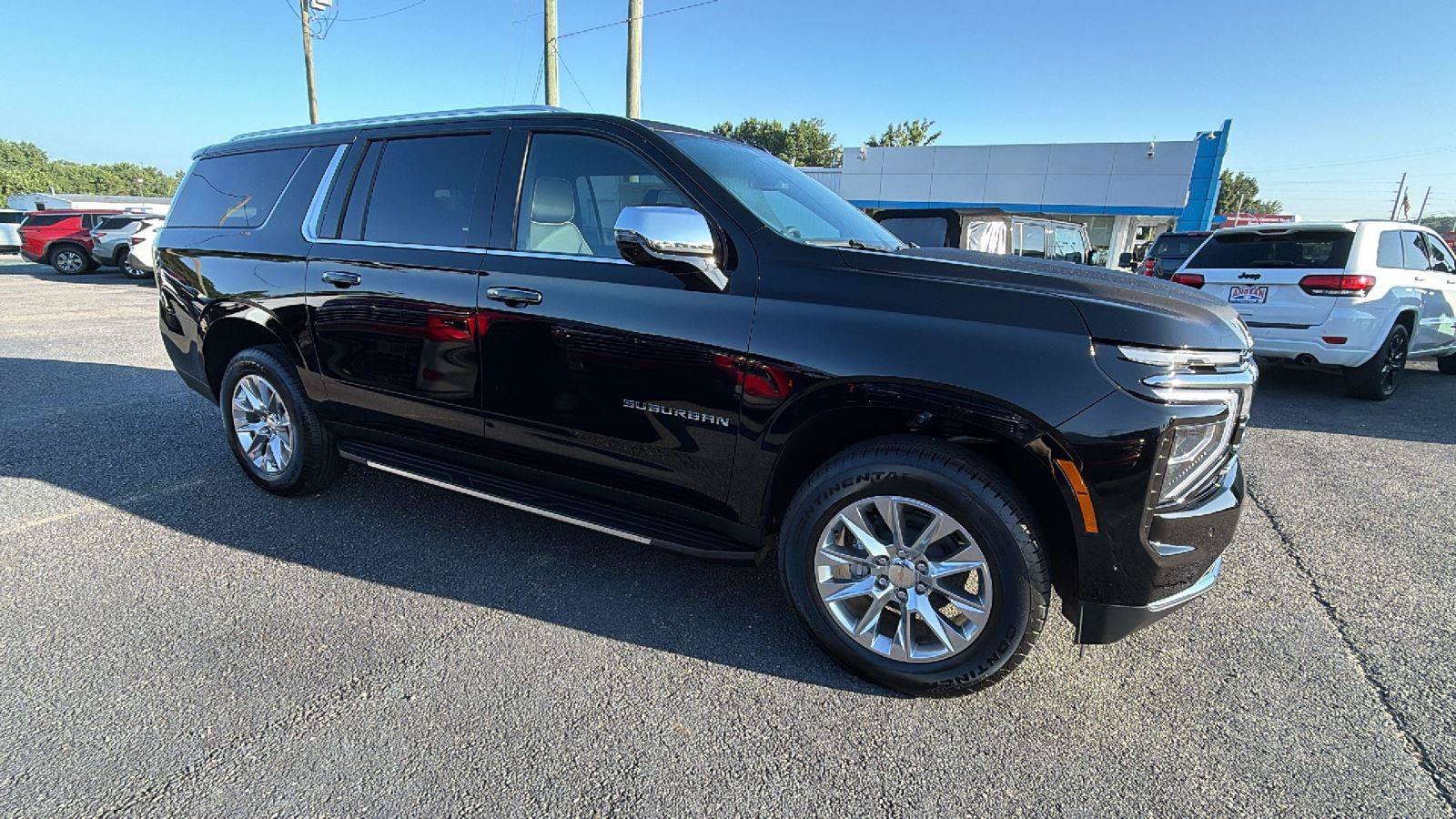 New 2026 Chevrolet Suburban Premier w/ Sun And Tow Package AWD/4WD image 6