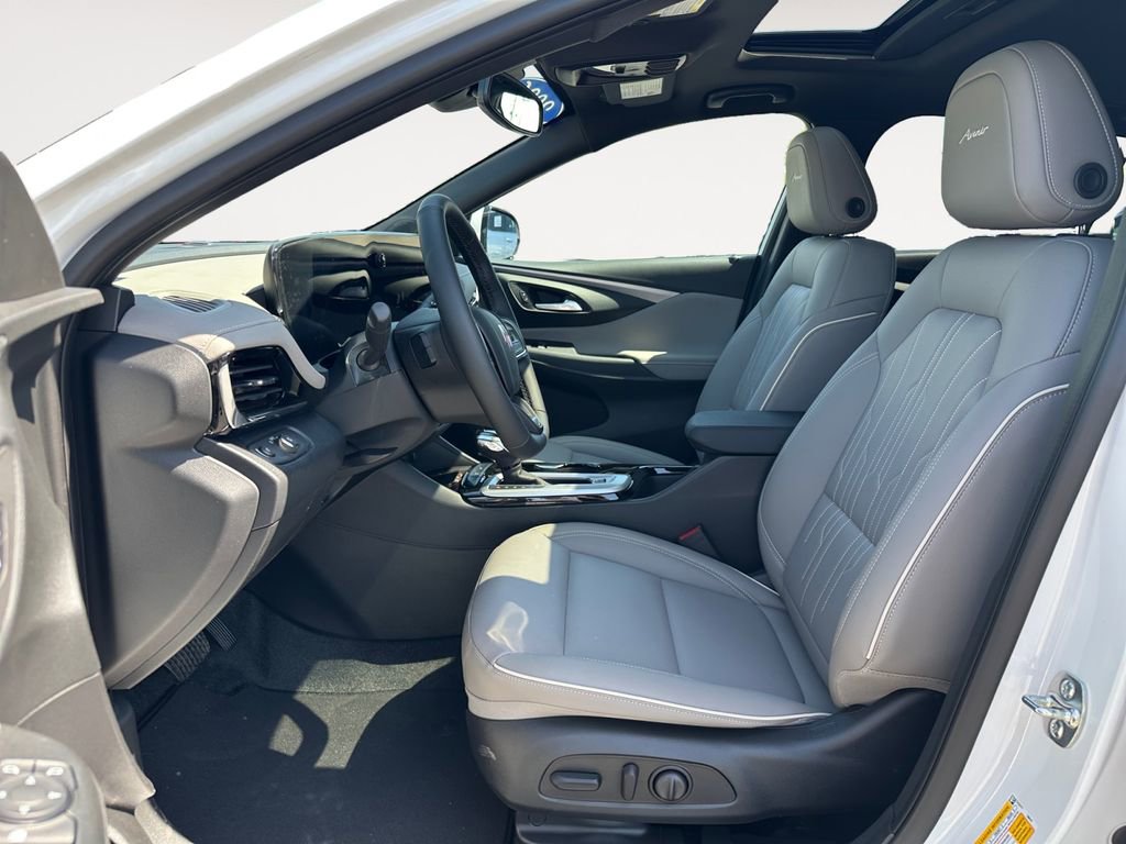 New 2026 Buick Envista Avenir image 9