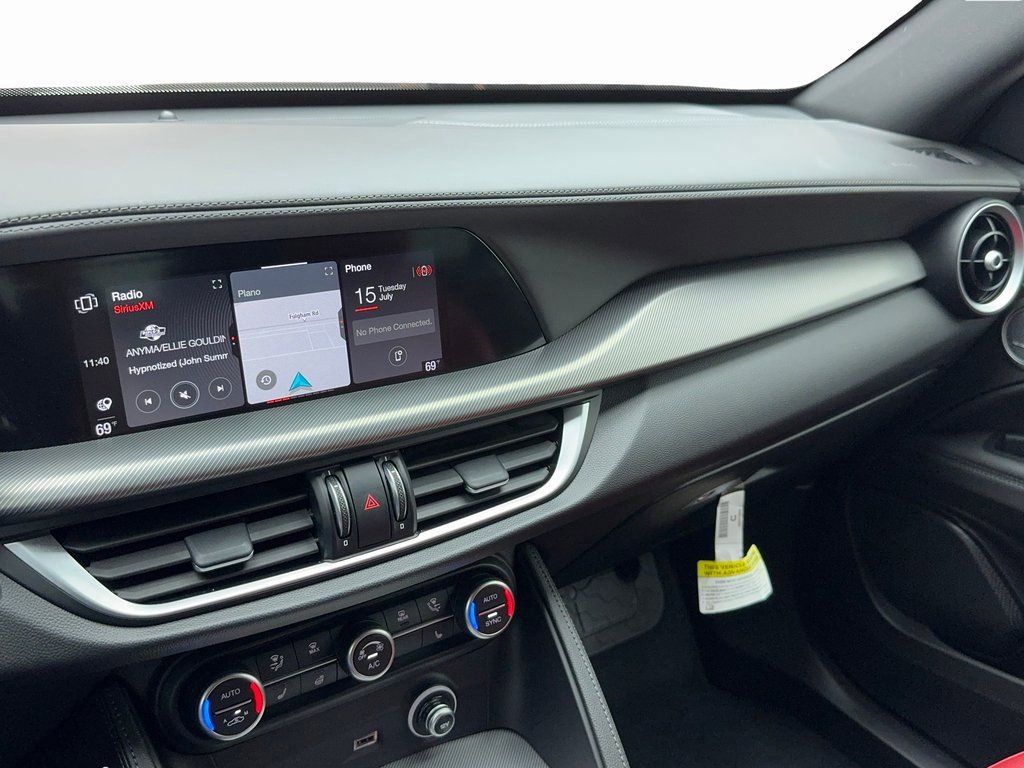 Used 2024 Alfa Romeo Stelvio Veloce image 20