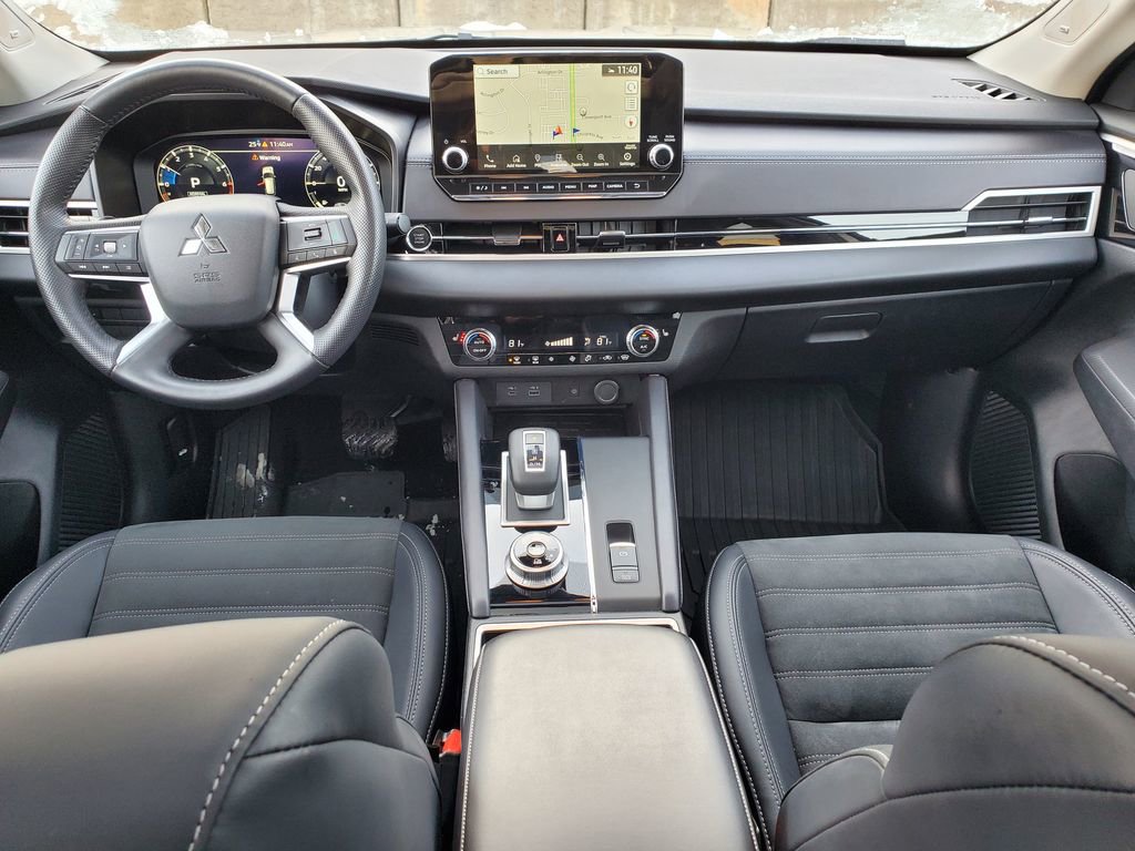 Used 2024 Mitsubishi Outlander SE image 21