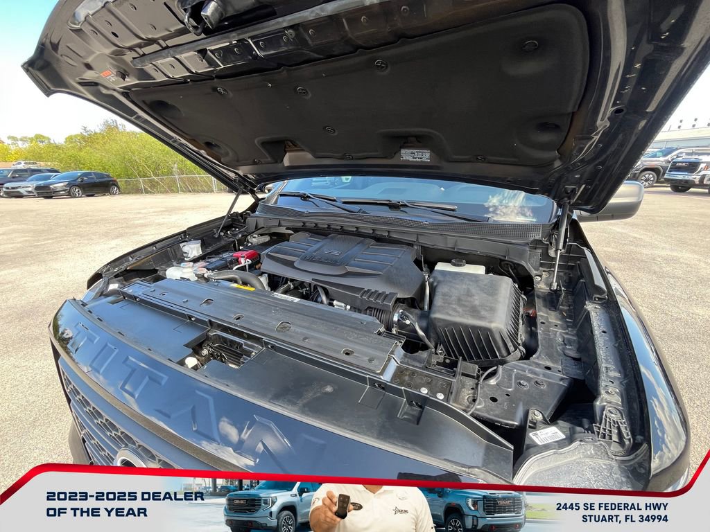 Used 2024 Nissan Titan SV w/ SV Bronze Edition Package image 22