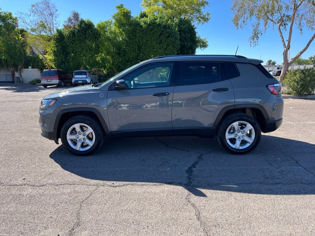 Used 2024 Jeep Compass Sport image 5