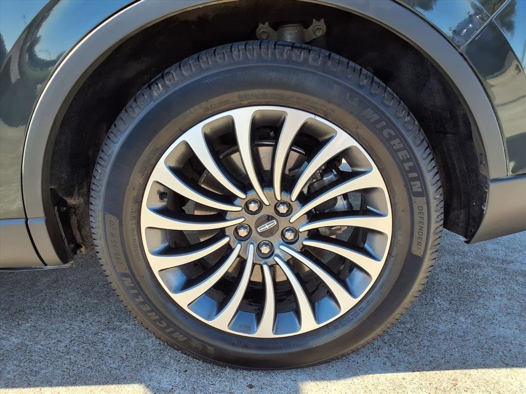 Used 2022 Lincoln Aviator Reserve w/ Equipment Group 201A image 30