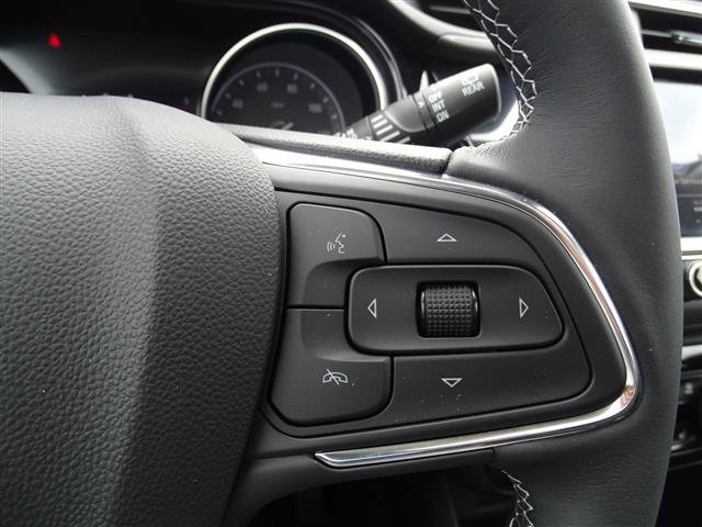 Used 2023 Buick Encore GX Essence w/ Experience Buick Package FWD image 17