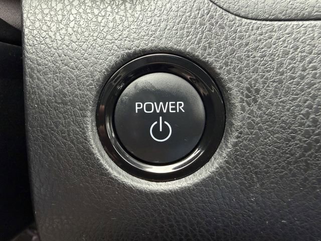 Used 2025 Toyota Camry SE FWD image 20