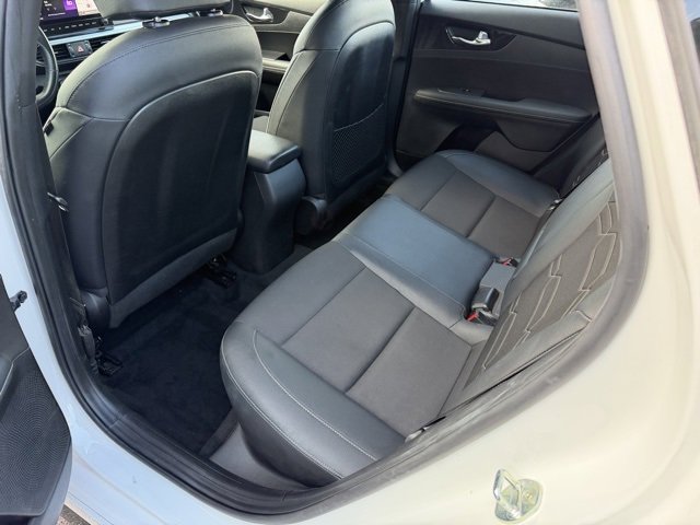 Used 2023 Kia Forte GT-Line w/ GT-Line Technology Package image 15