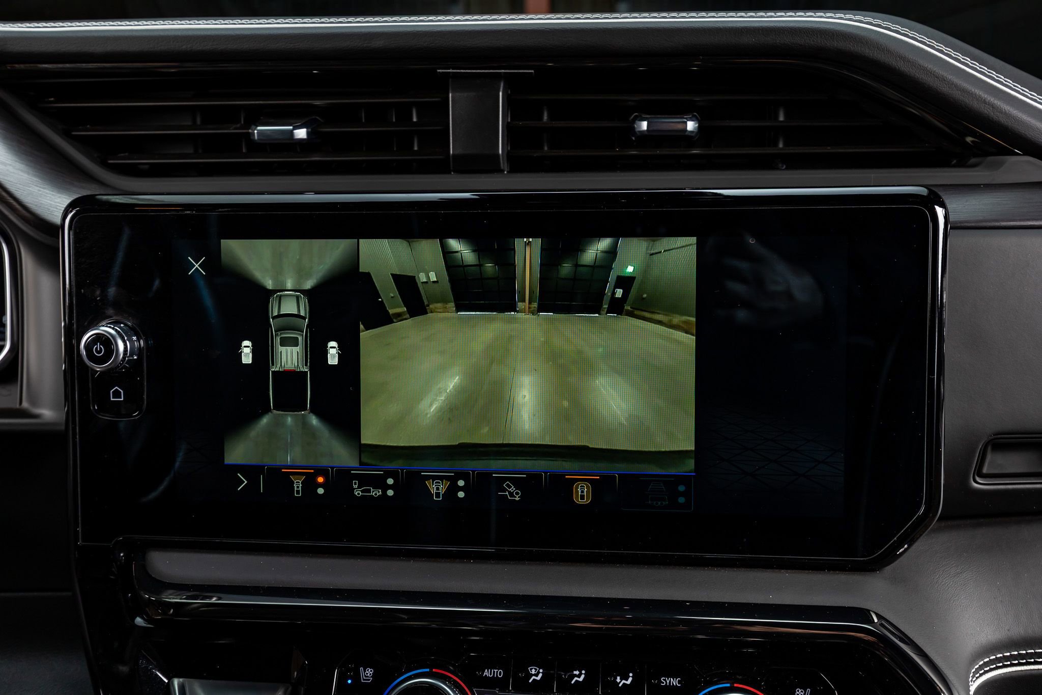 Used 2024 GMC Sierra 1500 AT4X w/ AT4X AEV Edition image 25