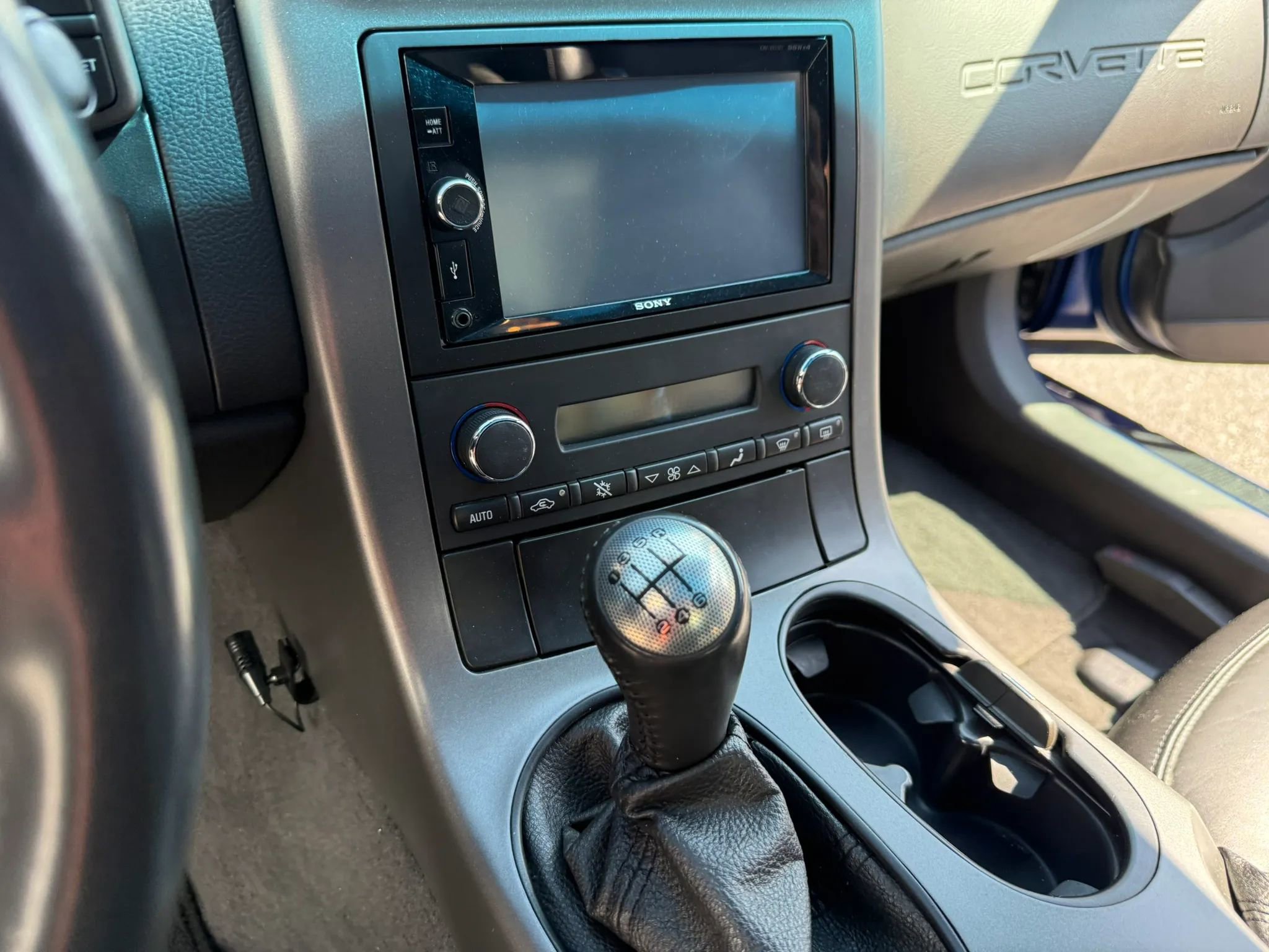 Used 2007 Chevrolet Corvette Coupe w/ Performance Package image 17