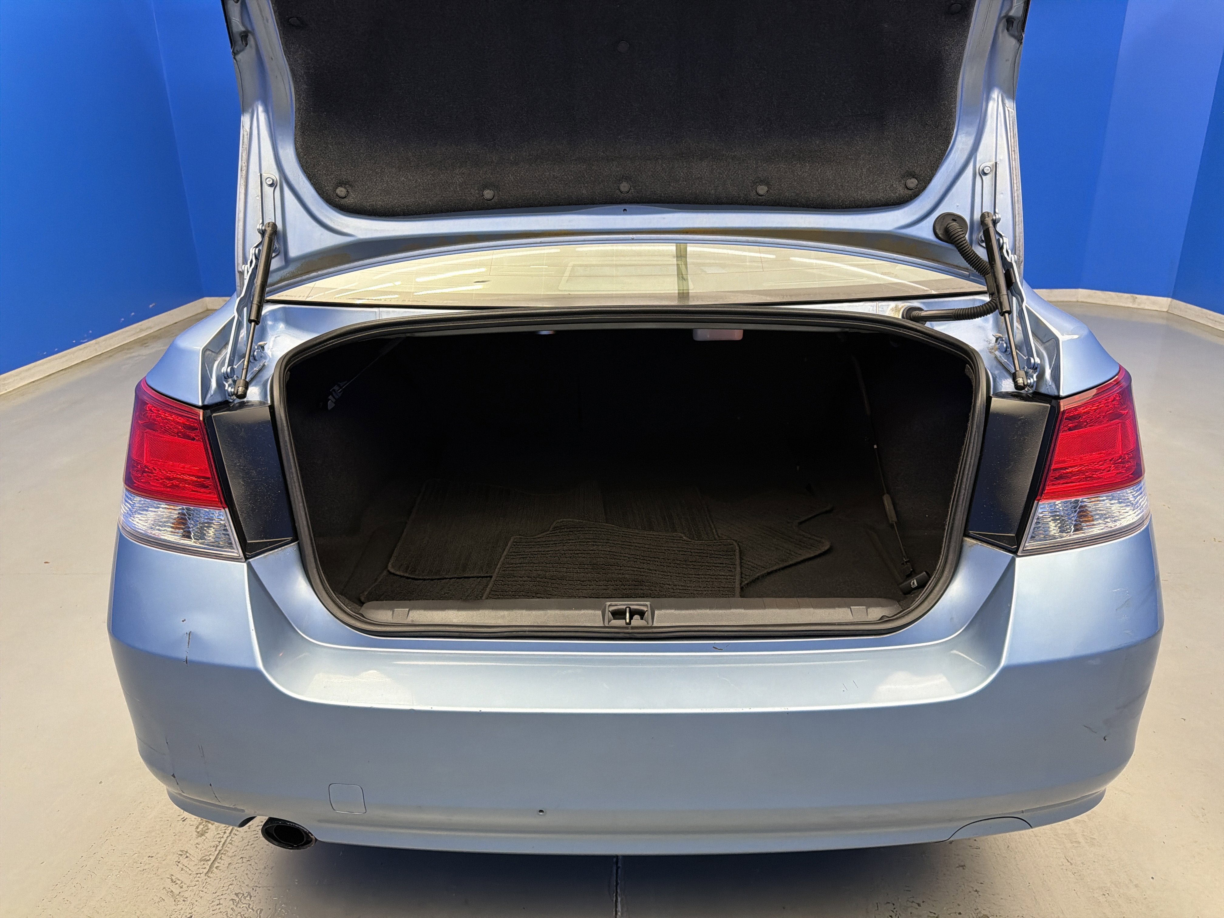 Used 2012 Subaru Legacy 2.5i Limited AWD/4WD image 26