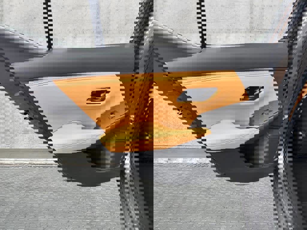 New 2024 Nissan Sentra SV w/ SV Premium Package image 9