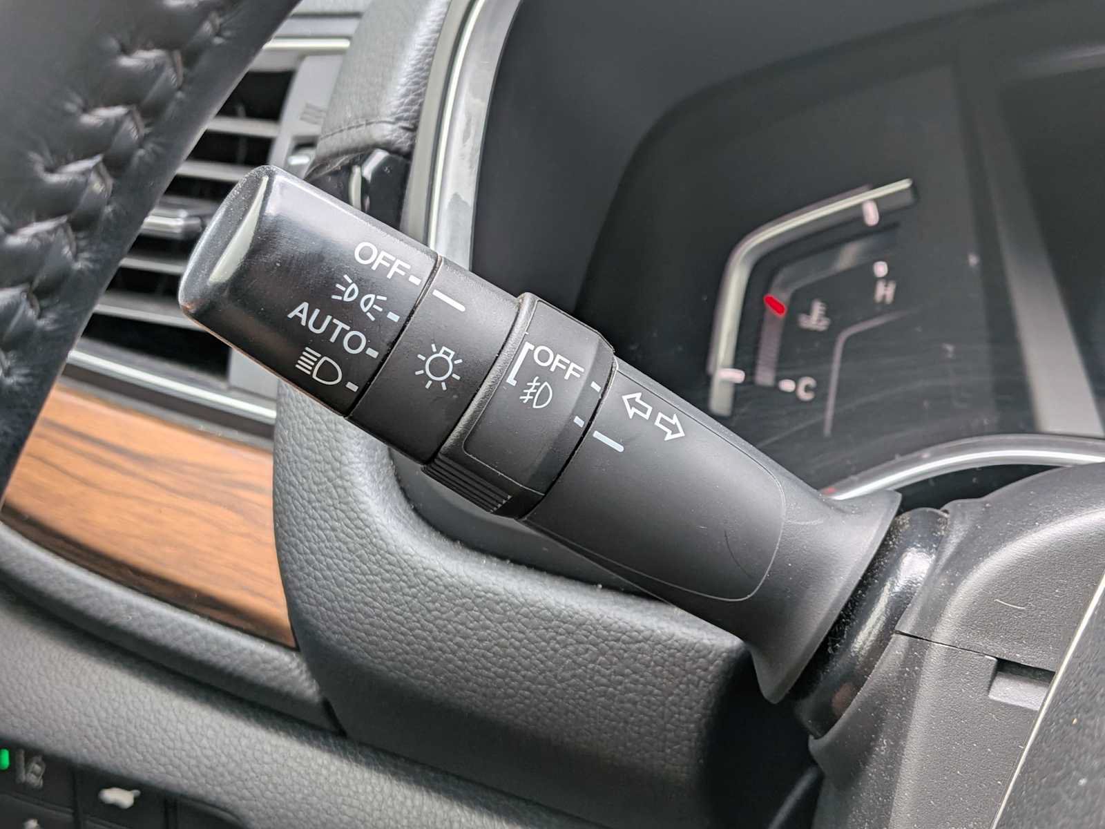 Certified 2018 Honda CR-V Touring image 27