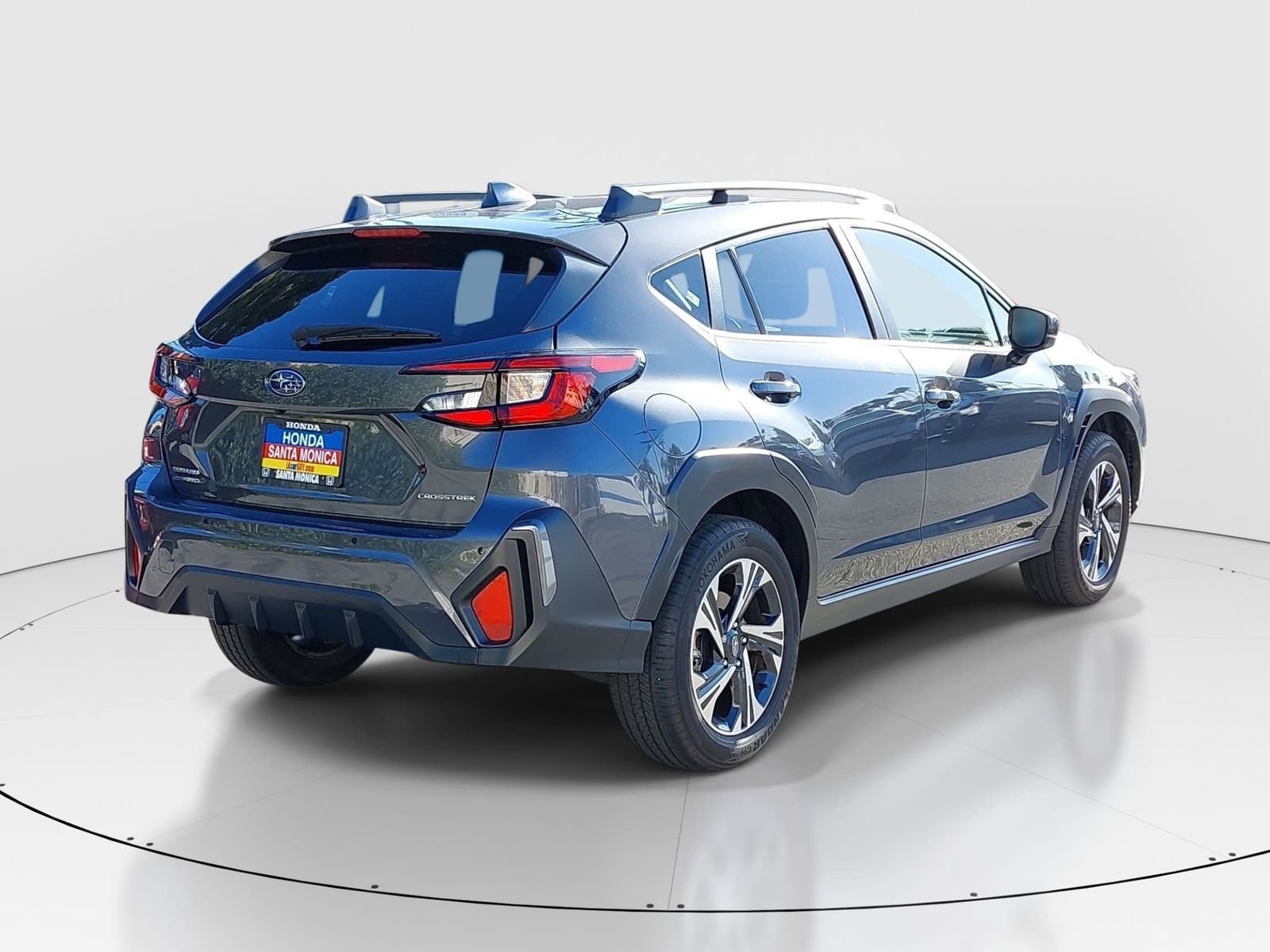 Used 2024 Subaru Crosstrek 2.0i Premium AWD/4WD image 5