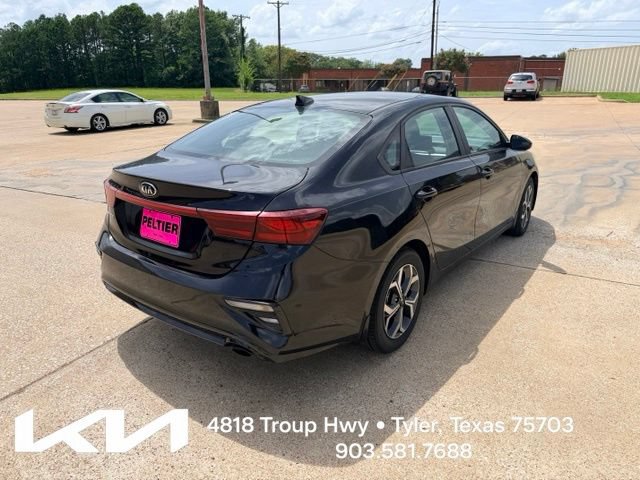 Certified 2021 Kia Forte LXS FWD image 9