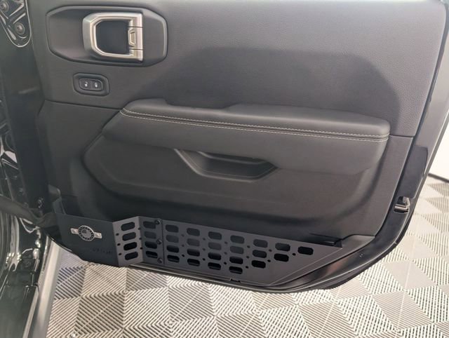 Used 2022 Jeep Gladiator Rubicon w/ Cold Weather Group image 32