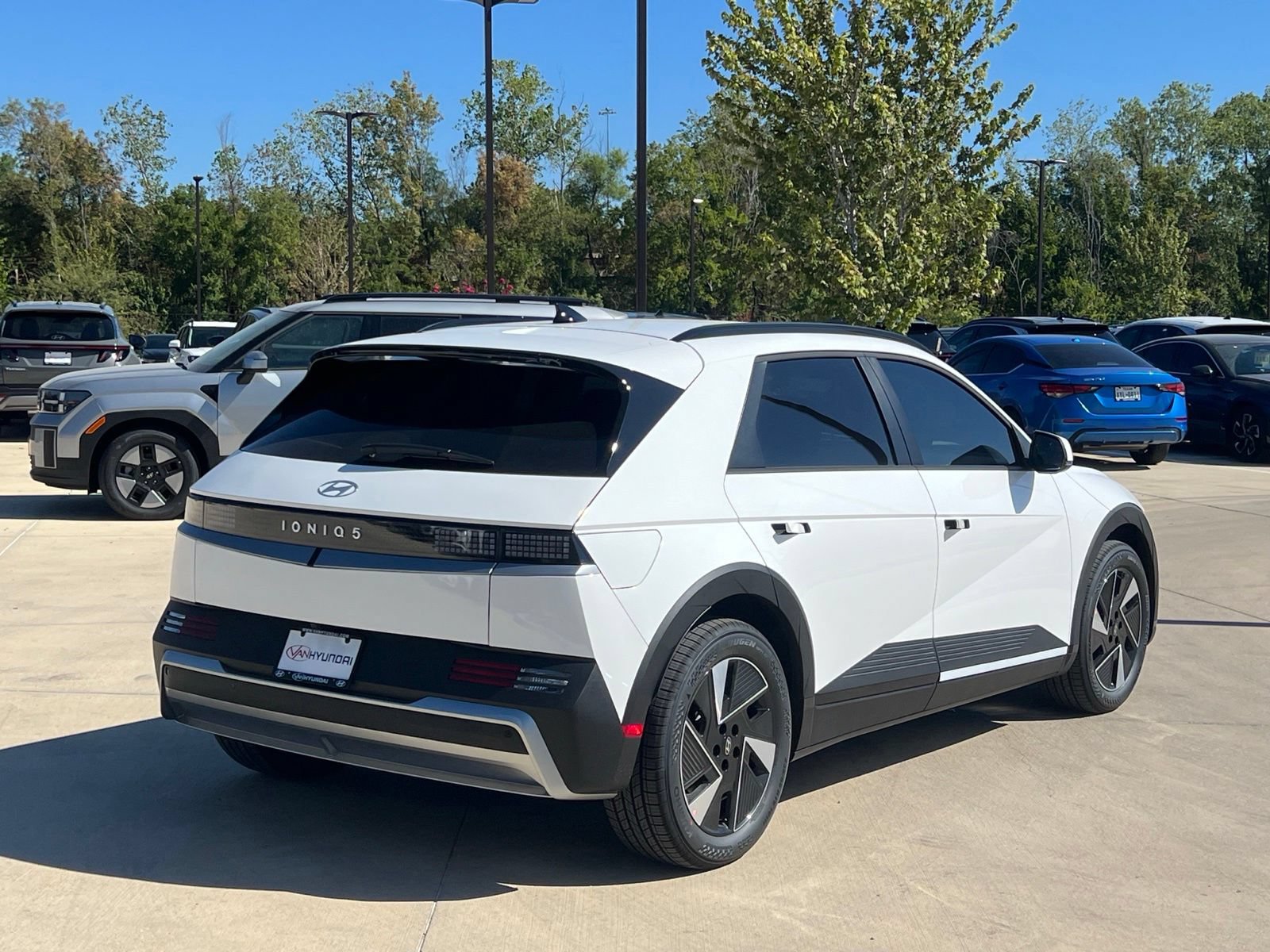 New 2027 Hyundai Ioniq 5 SEL RWD image 11