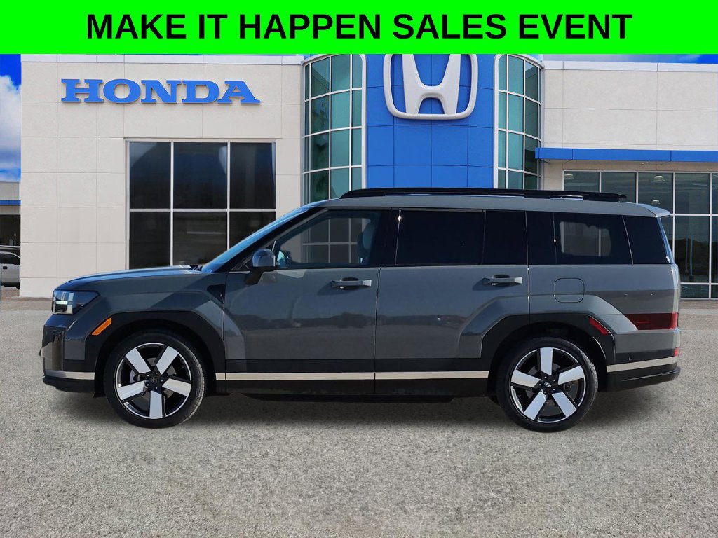 Used 2025 Hyundai Santa Fe Limited AWD/4WD image 6
