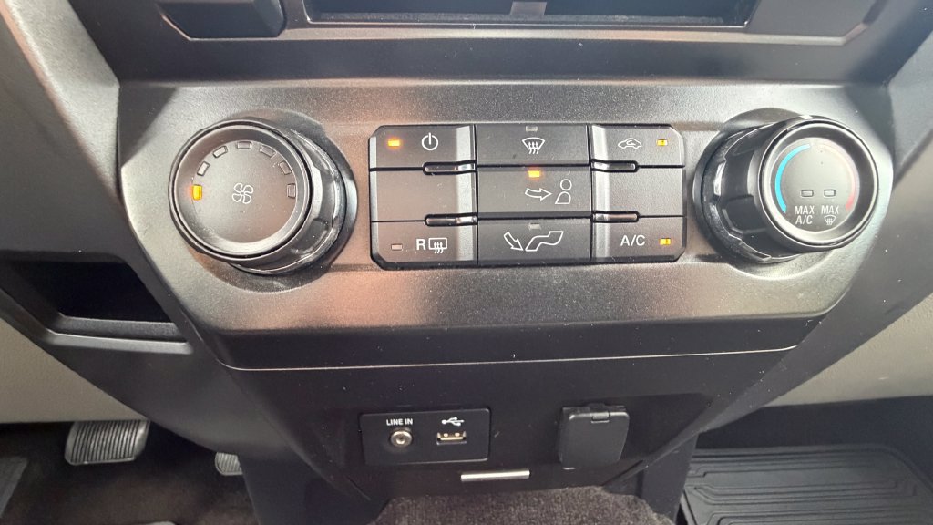 Used 2015 Ford F150 XLT w/ Equipment Group 301A Mid AWD/4WD image 30