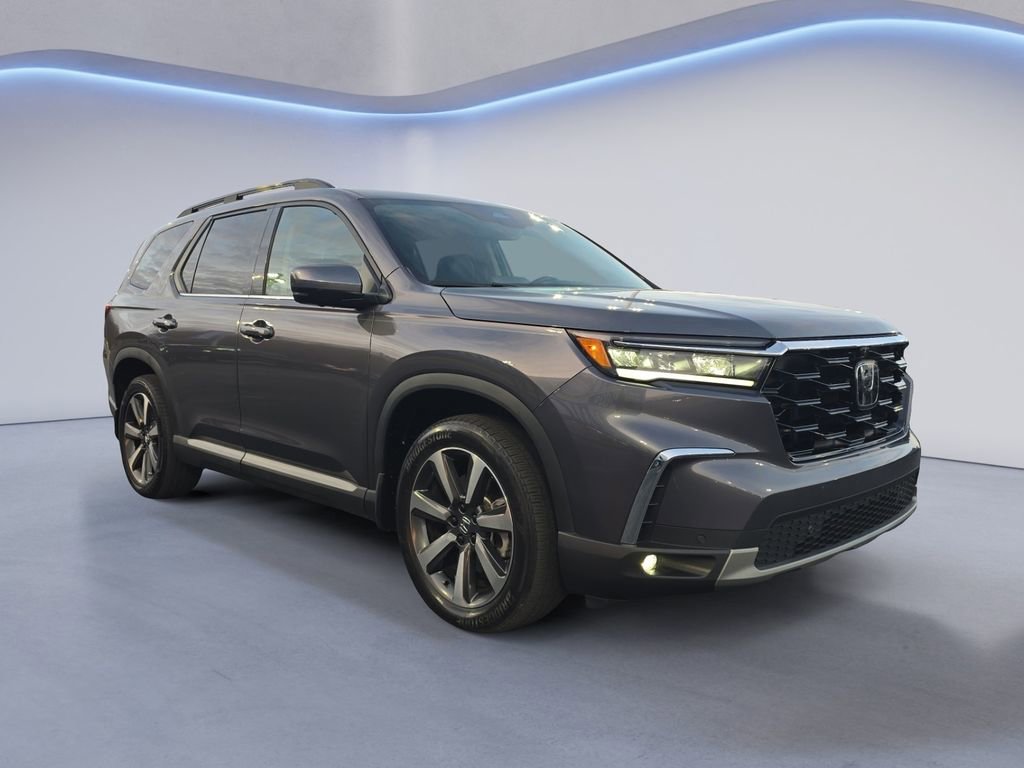 Certified 2025 Honda Pilot Elite image 7