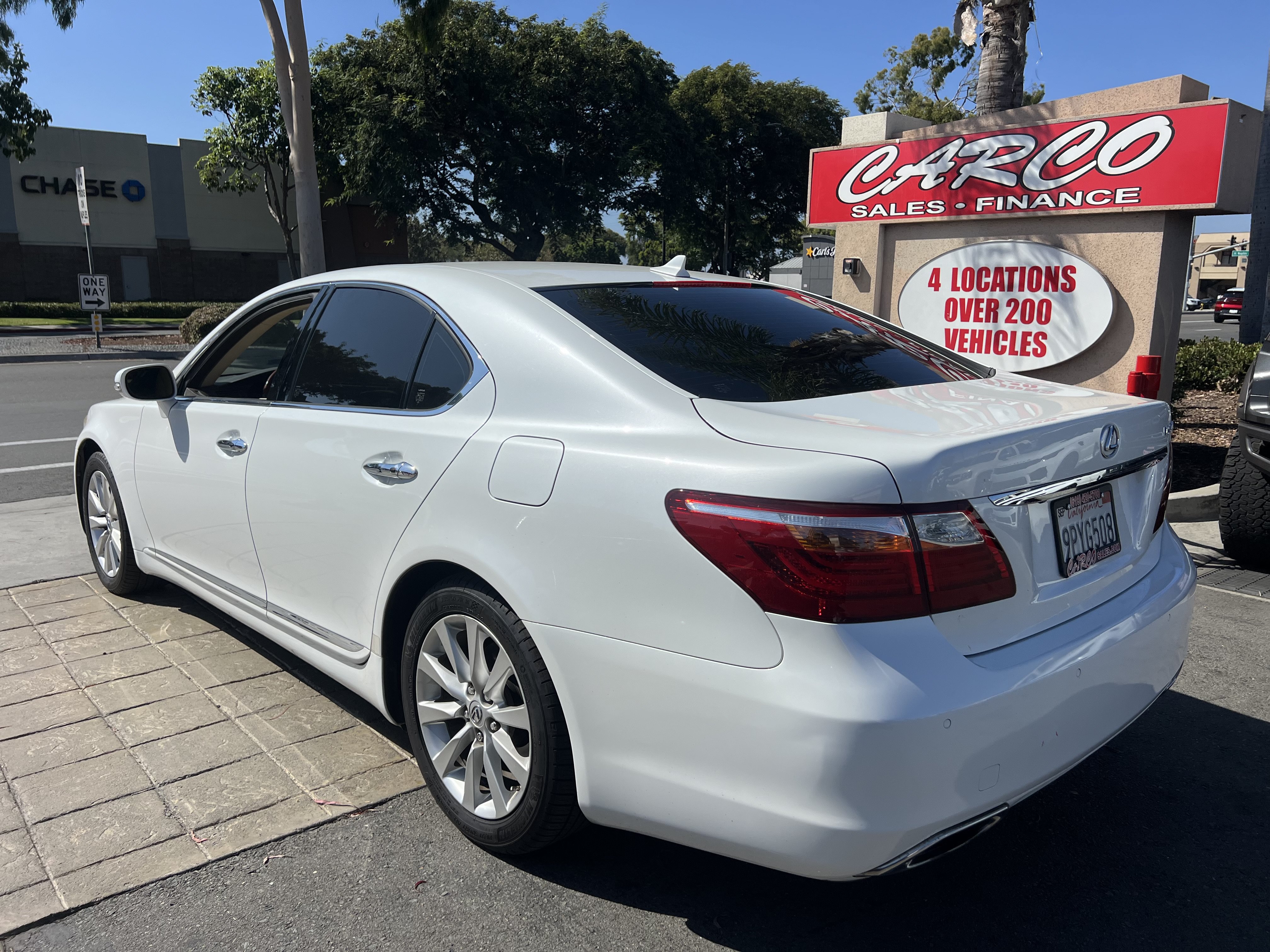 Used 2012 Lexus LS 460 w/ Luxury Value Edition RWD image 6