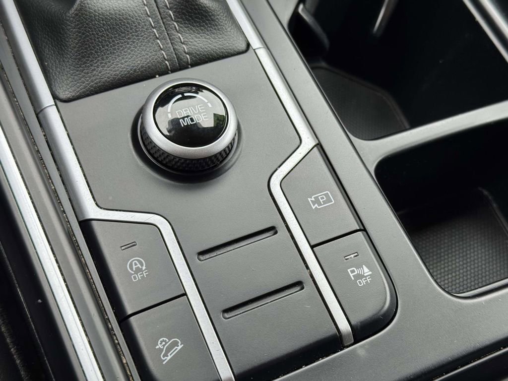 Used 2023 Kia Sorento S w/ Panoramic Sunroof Package image 30