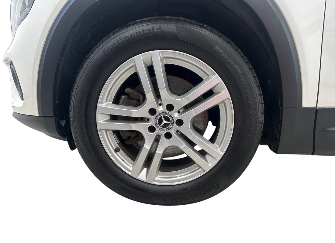 Used 2020 Mercedes-Benz GLB 250 4MATIC image 9