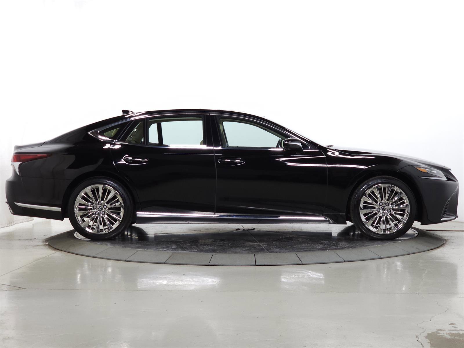 Used 2020 Lexus LS 500 AWD image 12