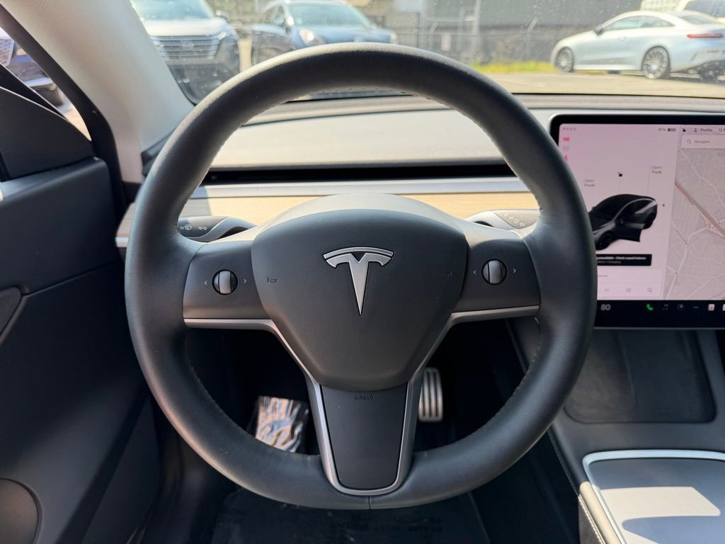 Used 2021 Tesla Model Y Performance image 14