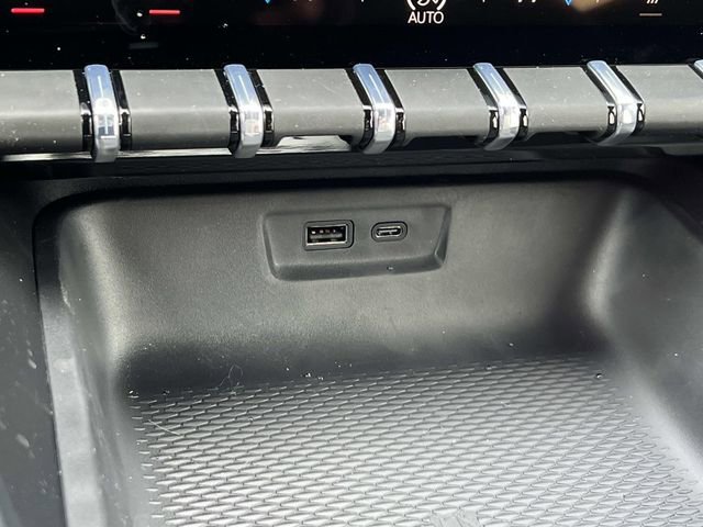 New 2026 GMC Terrain Elevation w/ Elevation Premium Package image 23