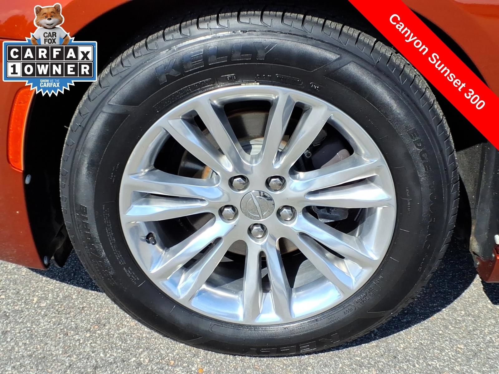 Used 2020 Chrysler 300 Touring L w/ Quick Order Package 2EF RWD image 9