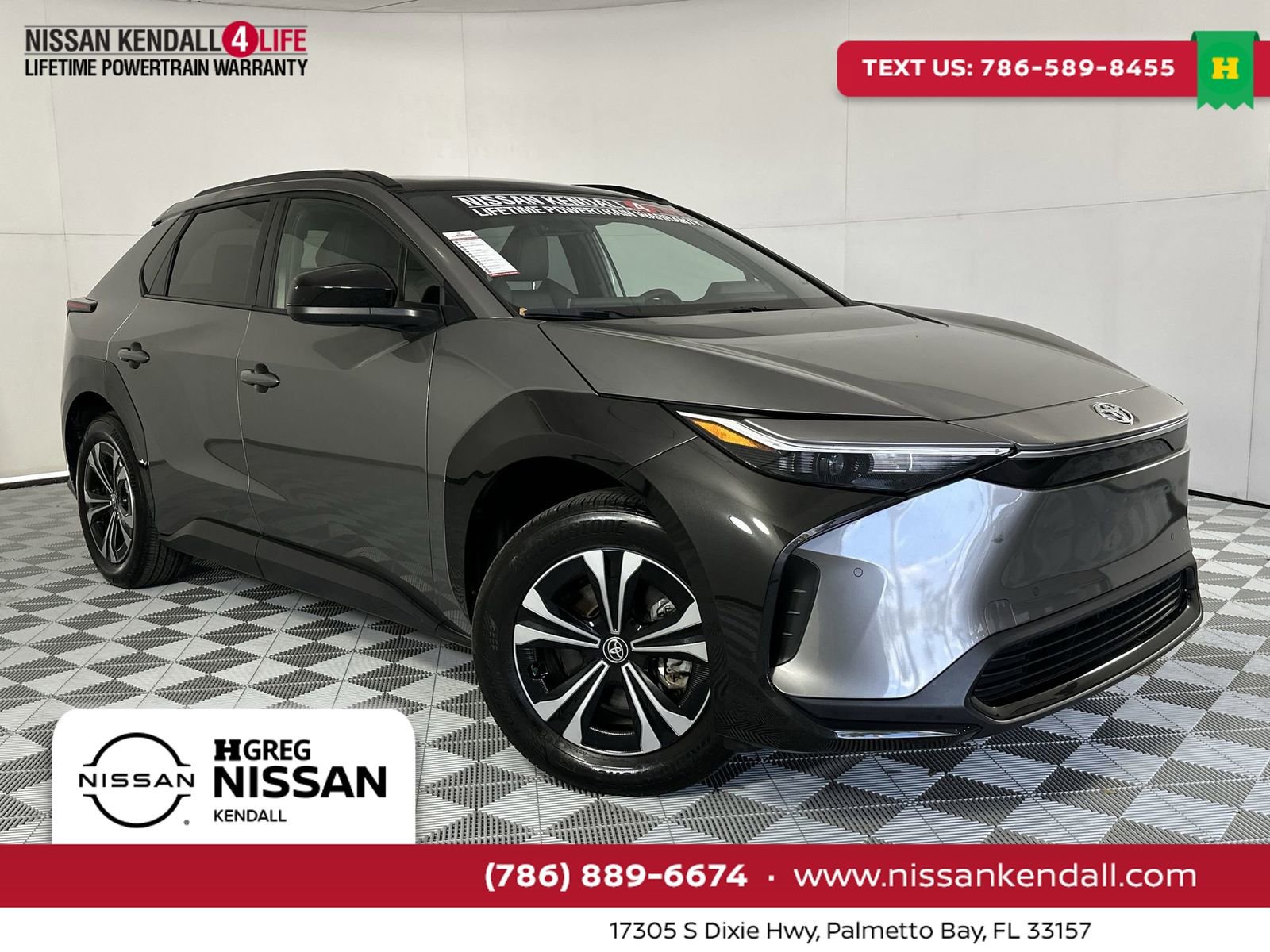 Used 2024 Toyota bZ4X XLE FWD image 1