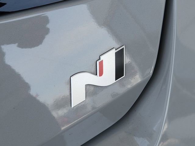 Used 2025 Hyundai Elantra N image 9