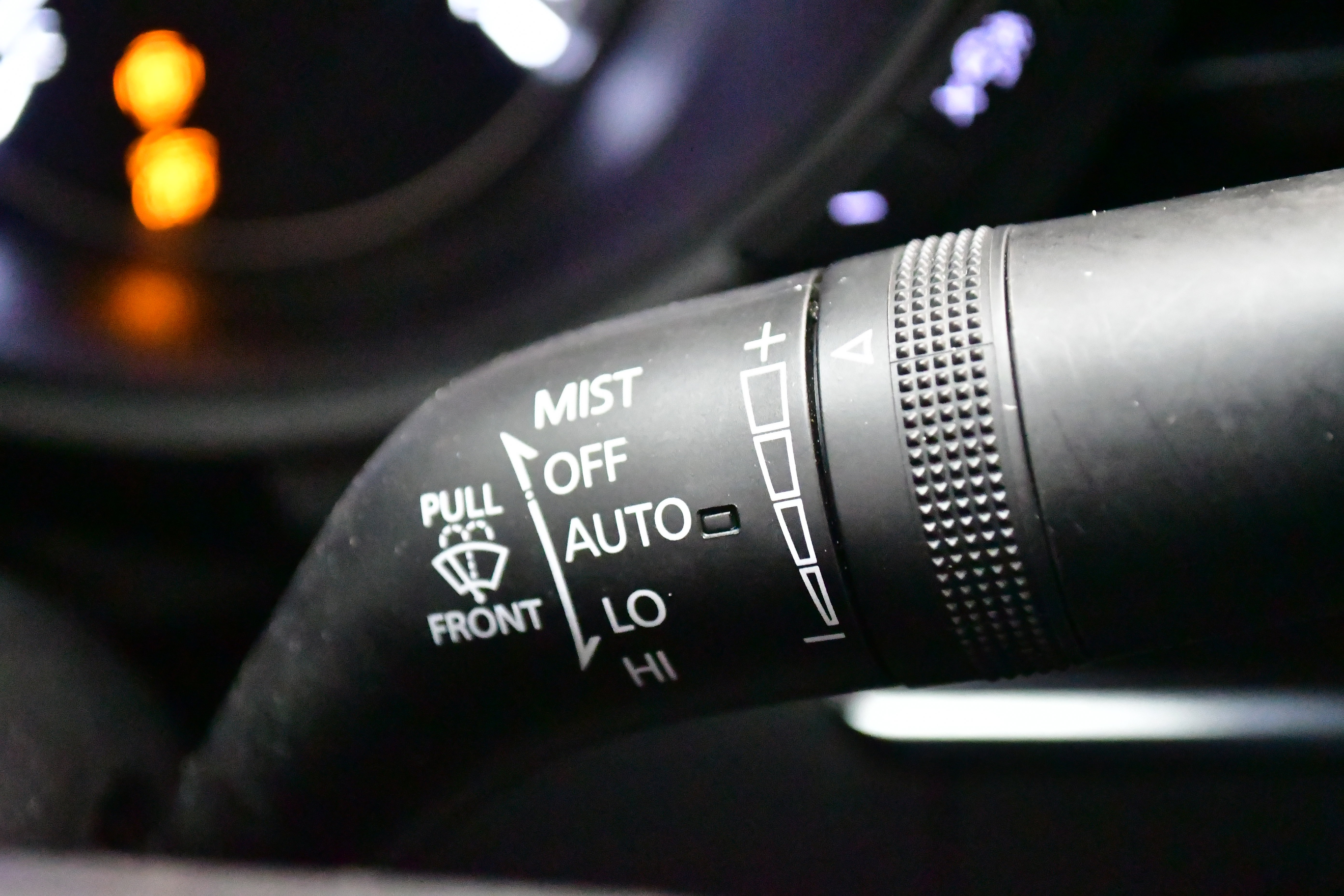 Used 2024 MAZDA MAZDA3 s image 41