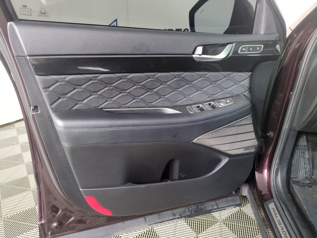 Used 2020 Hyundai Palisade Limited image 13