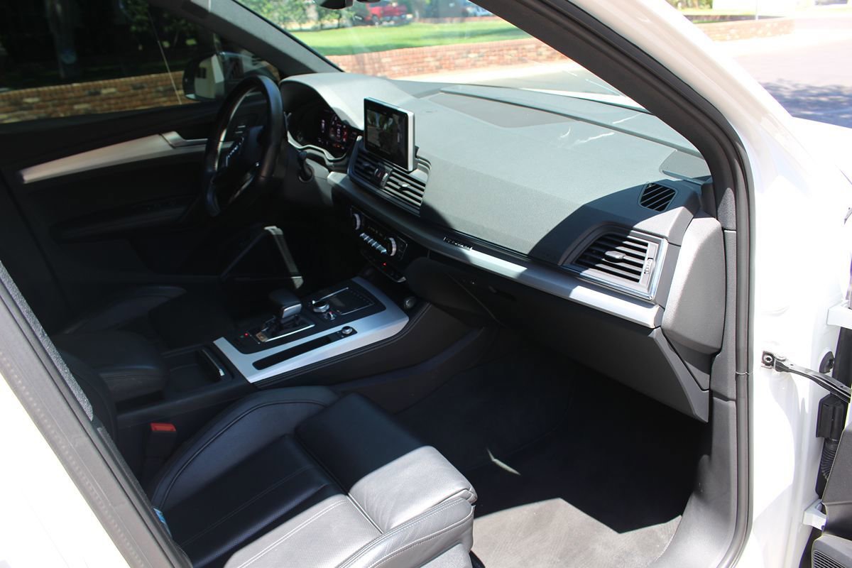 Used 2018 Audi SQ5 Prestige w/ Prestige Package AWD/4WD image 20
