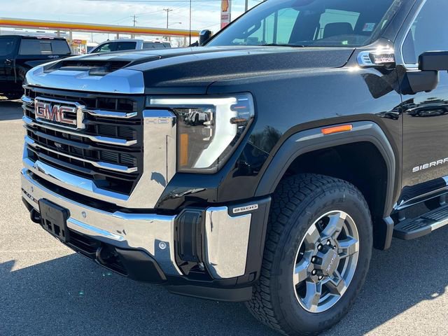 New 2025 GMC Sierra 2500 SLT w/ SLT Premium Package image 10